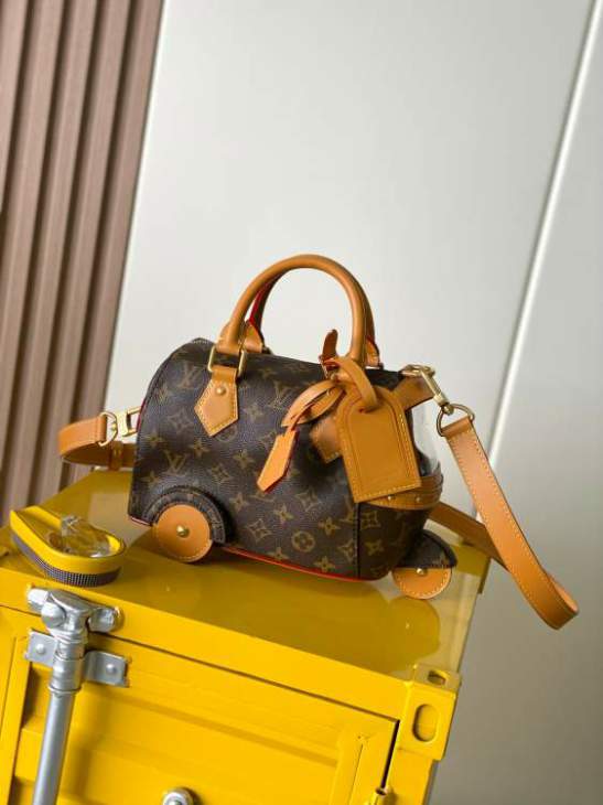 Picture of Louis Vuitton Handbags _SKUfw237318158fw